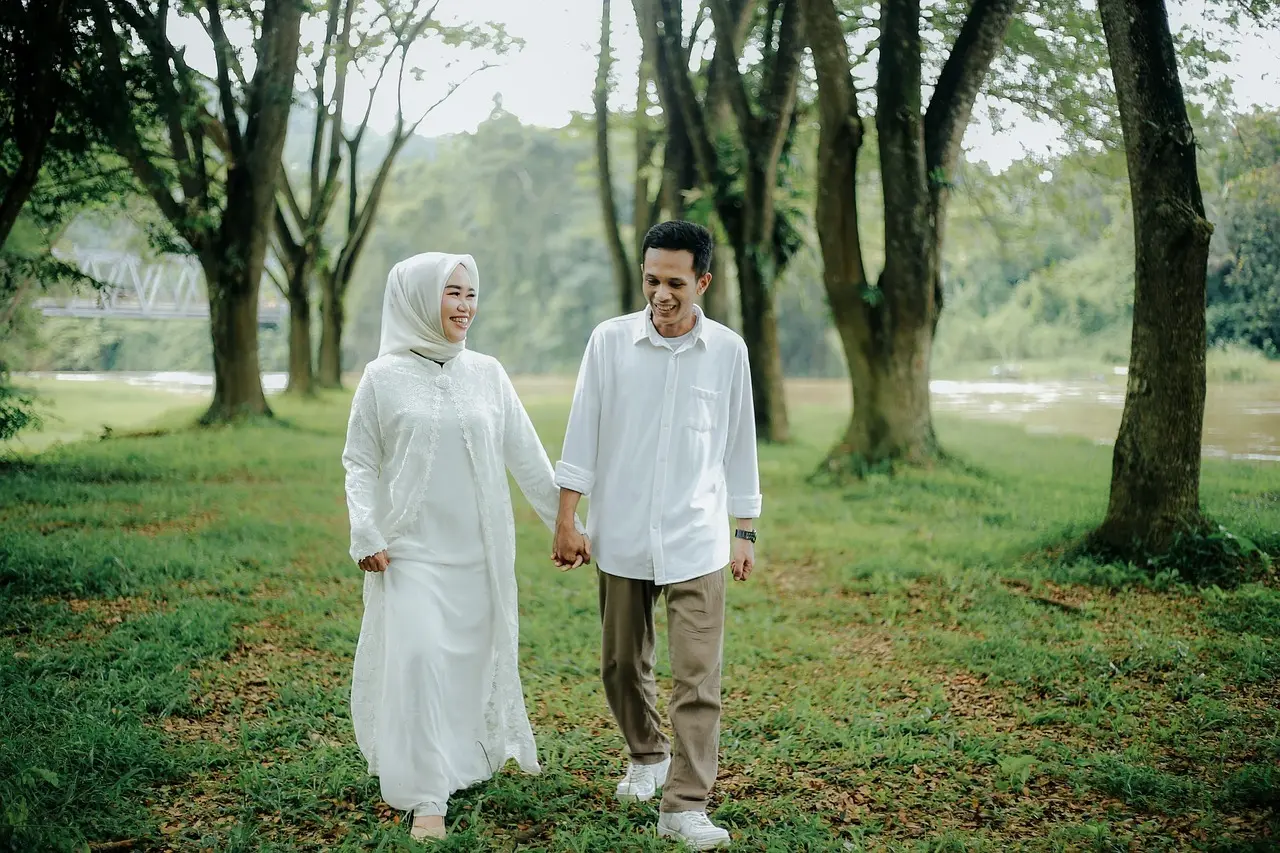 Hvem bør være toastmaster ved diamantbrylluppet?